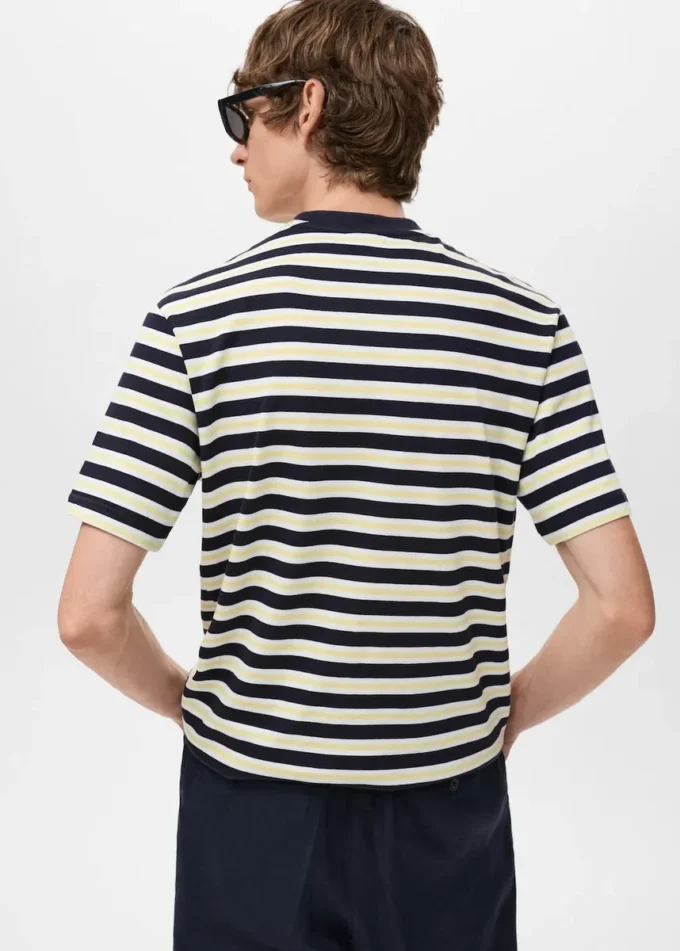 100 % Baumwolle, reguläre Passform, gestreiftes T-Shirt