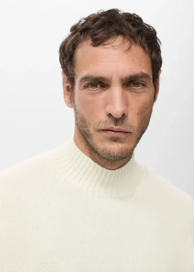 100 % italienischer Wollstrickpullover 100 % italienischer Wollstrickpullover