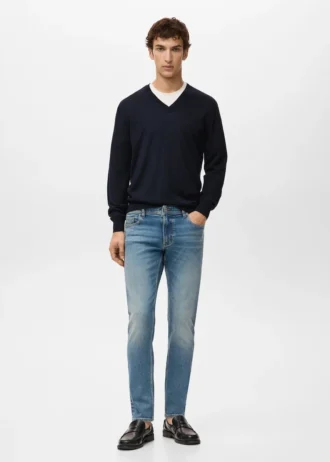 100 % Merinowolle Pullover mit V-Ausschnitt