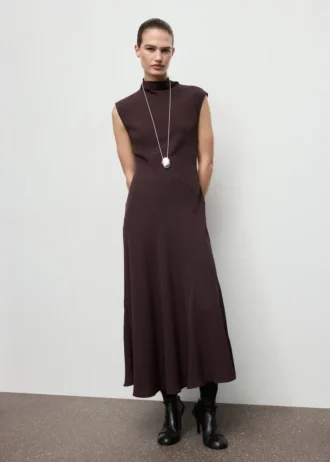 A-Linien-Kleid mit Rollkragen