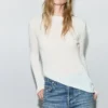 Asymmetrischer Pullover aus Alpaka- und Wollmischung Asymmetrischer Pullover aus Alpaka- und Wollmischung