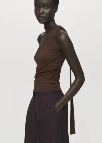 Asymmetrisches Foulard-Oberteil