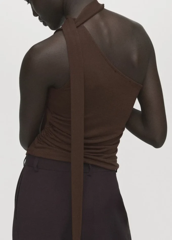 Asymmetrisches Foulard-Oberteil