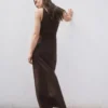 Asymmetrisches Kleid mit gerafftem Träger