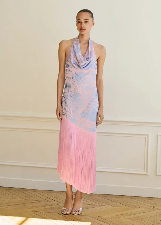 Asymmetrisches Kleid mit gestickten Fransen