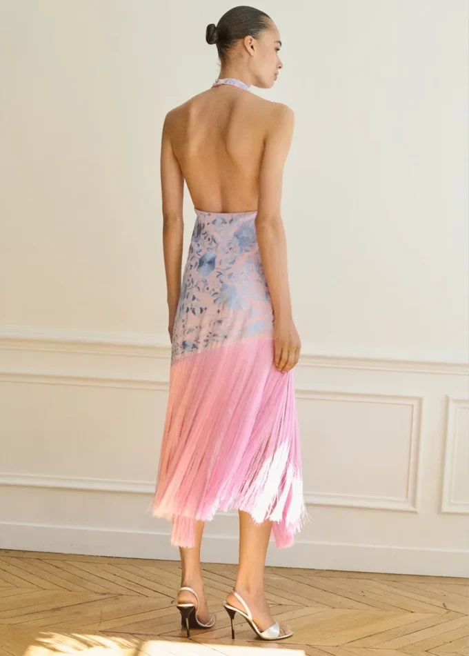 Asymmetrisches Kleid mit gestickten Fransen