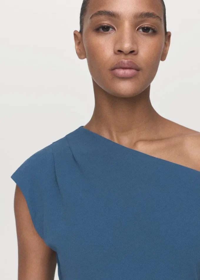 Asymmetrisches Midikleid Asymmetrisches Midikleid