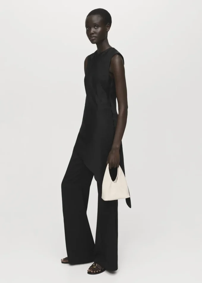 Asymmetrisches Oberteil aus Satin Asymmetrisches Oberteil aus Satin