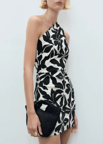 Asymmetrisches Plisseekleid