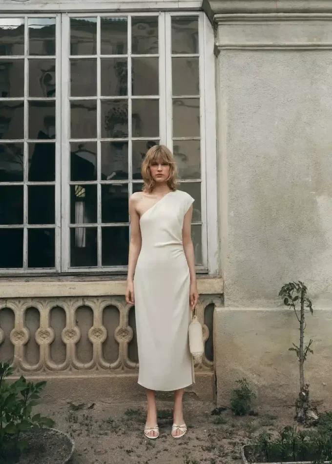 Asymmetrisches Plisseekleid Asymmetrisches Plisseekleid