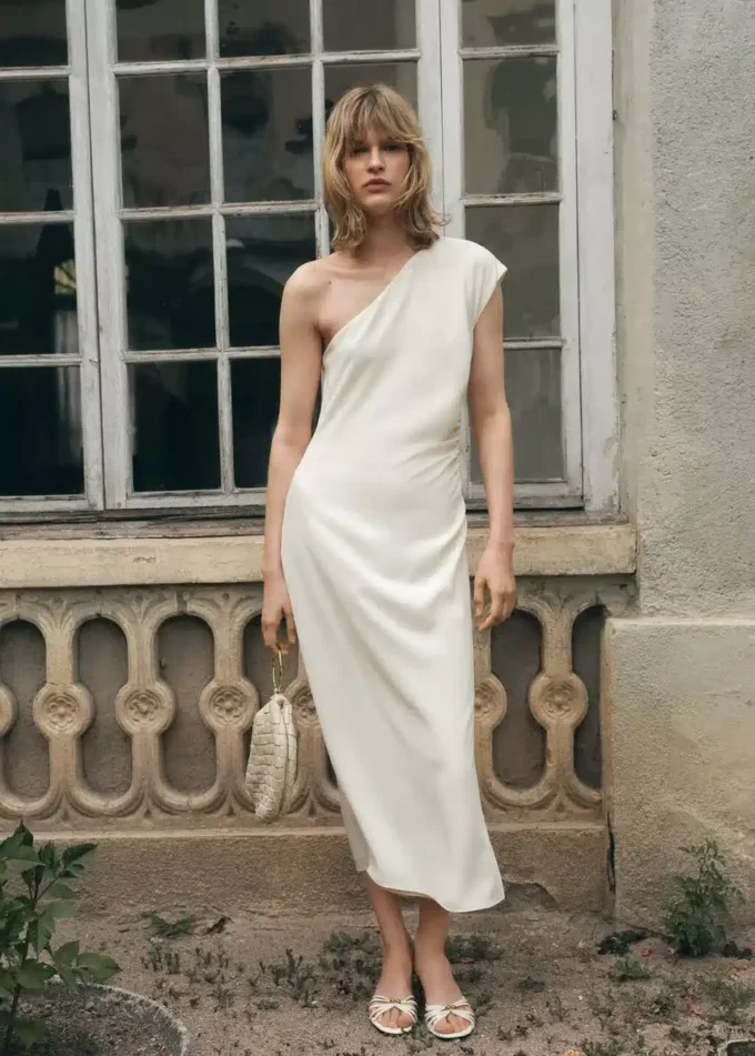 Asymmetrisches Plisseekleid Asymmetrisches Plisseekleid