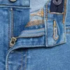 Ausgefranste Skinny-Jeans mit niedriger Leibhöhe