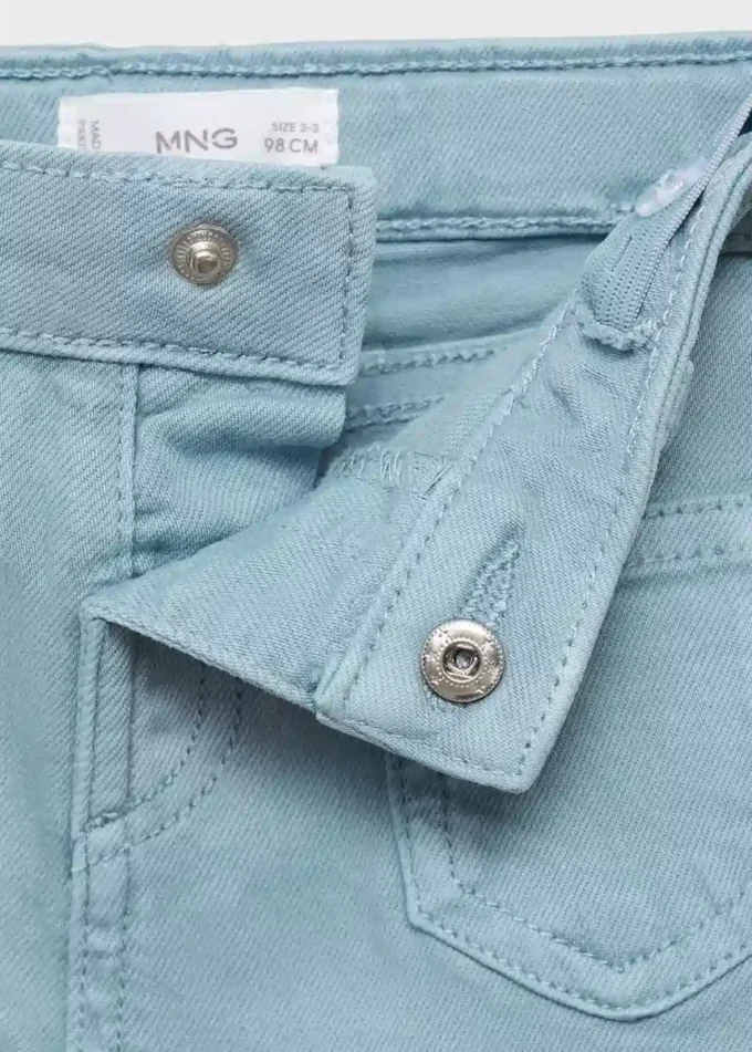 Ausgefranste Skinny-Jeans mit niedriger Leibhöhe