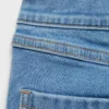 Ausgefranste Skinny-Jeans mit niedriger Leibhöhe