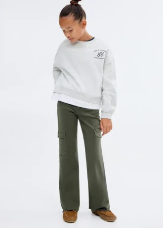 Ausgestellte Cargohose