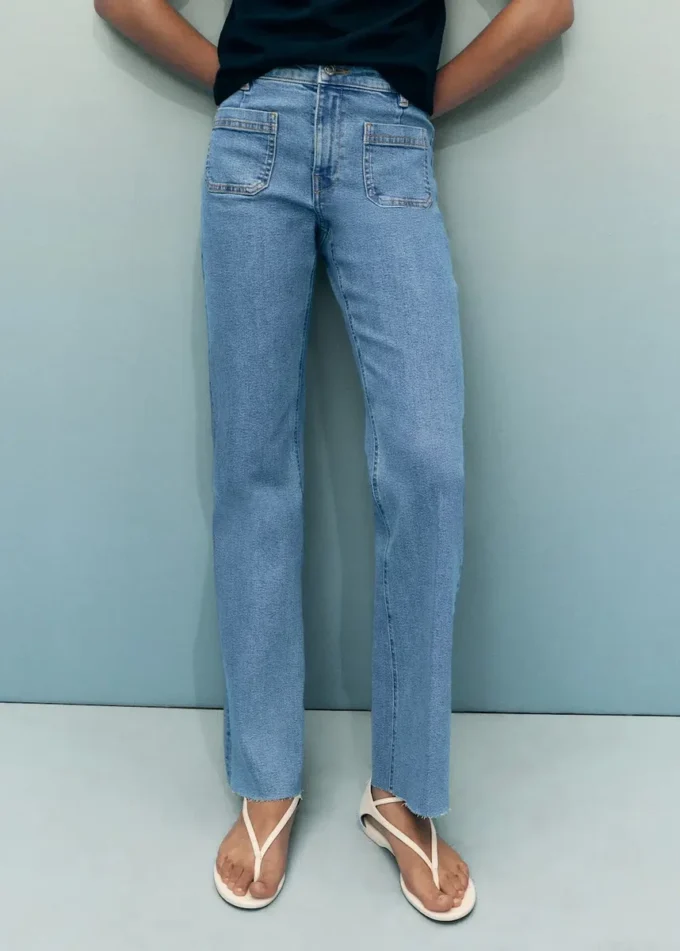 Ausgestellte Cropped-Jeans mit Taschen