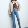 Ausgestellte Cropped-Jeans mit Taschen