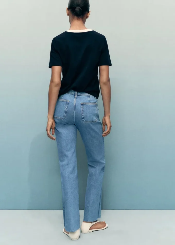 Ausgestellte Cropped-Jeans mit Taschen