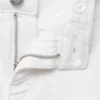 Ausgestellte Jeans Ausgestellte Jeans