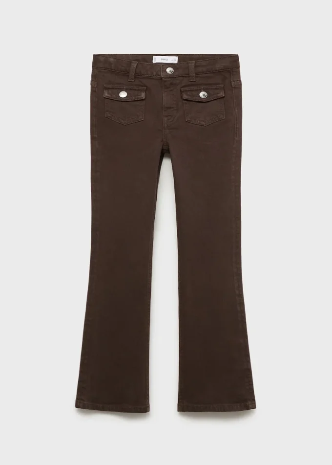 Ausgestellte Jeans mit Tasche Ausgestellte Jeans mit Tasche