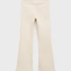 Ausgestellte Jeans mit Tasche