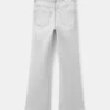 Ausgestellte Jeans mit Tasche Ausgestellte Jeans mit Tasche