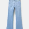 Ausgestellte Jeans mit Tasche Ausgestellte Jeans mit Tasche