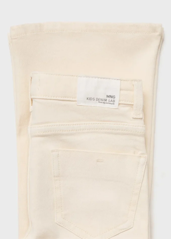Ausgestellte Jeans mit Tasche