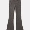 Ausgestellte Leggings