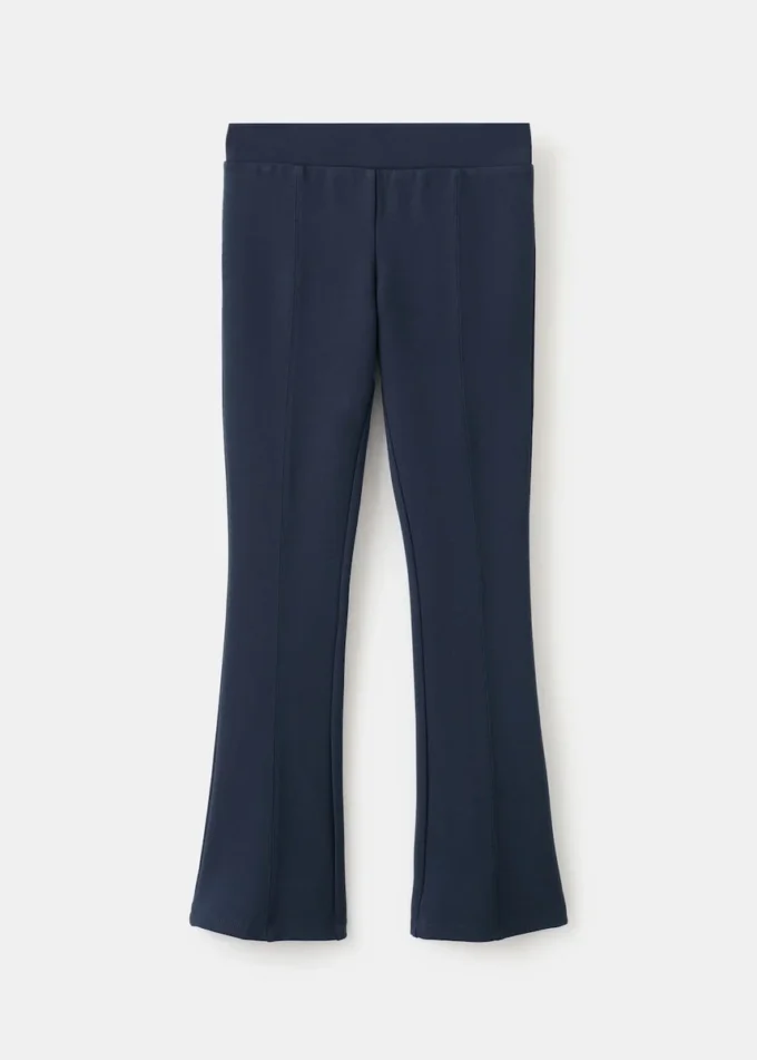 Ausgestellte Leggings