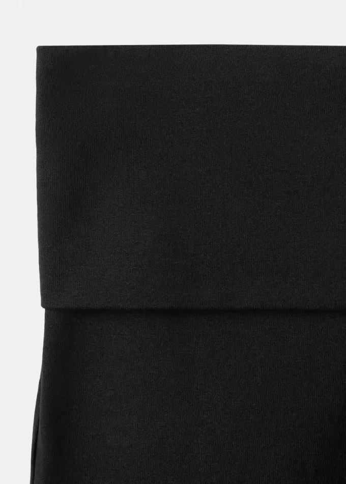 Ausgestellte Leggings