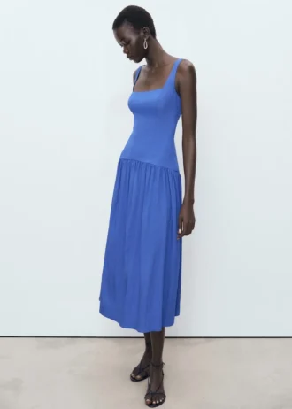 Ausgestelltes Baumwollkleid