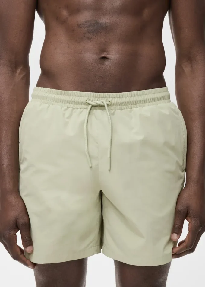 Badehose mit Reißverschlusstaschen Badehose mit Reißverschlusstaschen