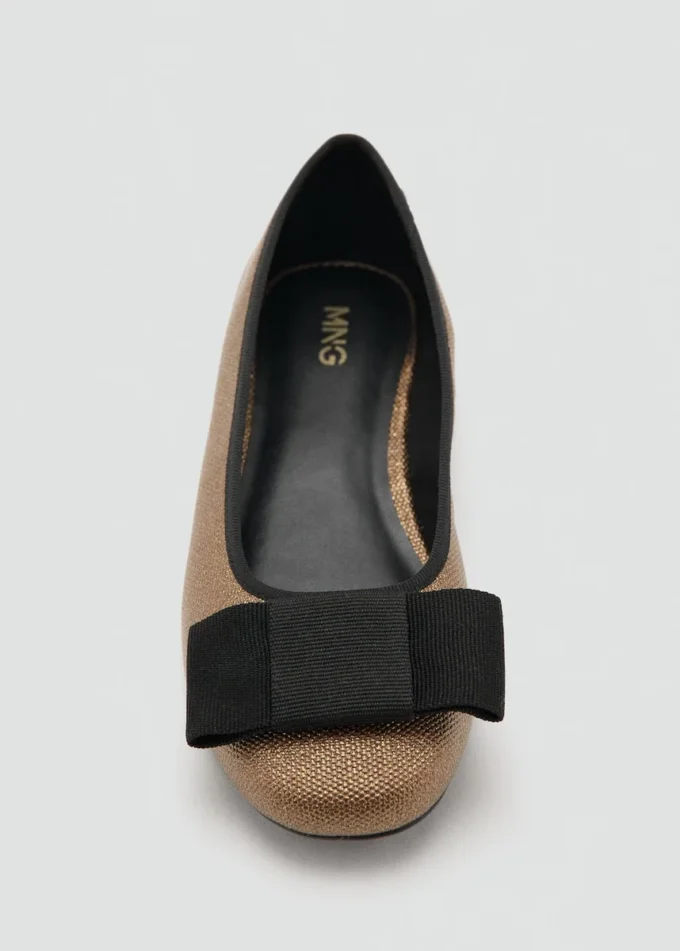 Ballerinas mit Schleifen