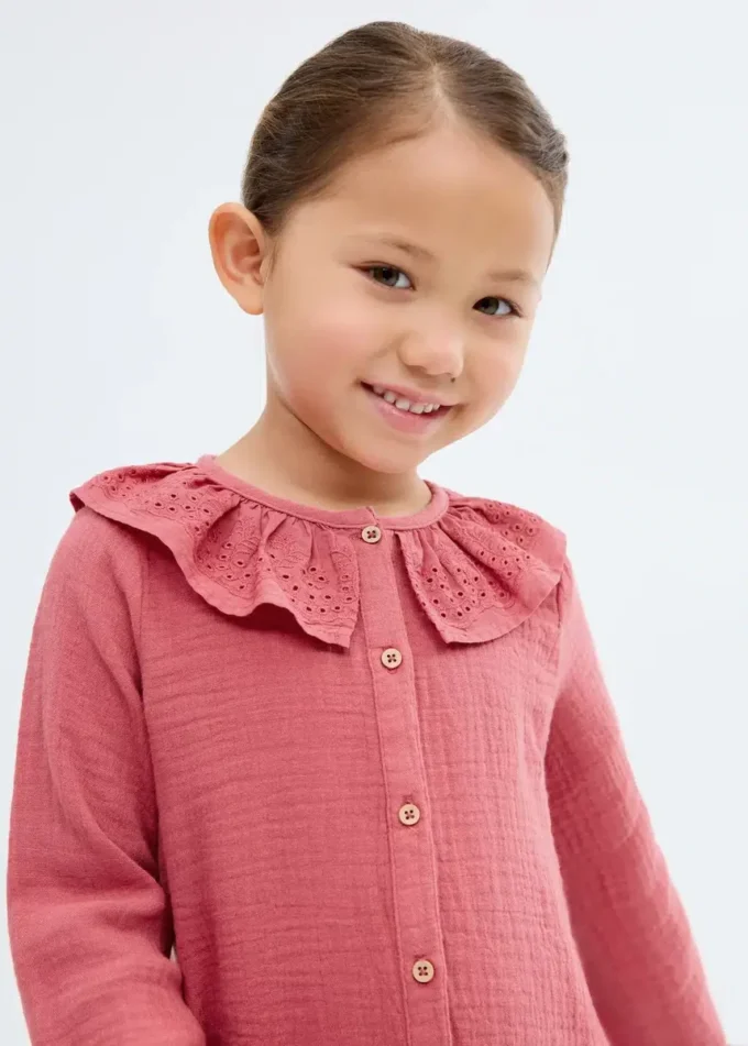 Bambula-Bluse mit Stickerei Bambula-Bluse mit Stickerei