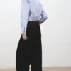 Barrel-Jeans mit Aufnähern Barrel-Jeans mit Aufnähern