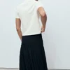 Baumwoll-T-Shirt mit Blumenstickerei