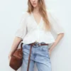 Baumwollbluse mit Blumenstickerei Baumwollbluse mit Blumenstickerei