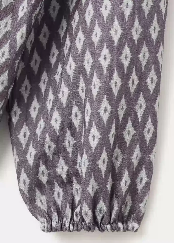 Baumwollbluse mit ethnischem Print Baumwollbluse mit ethnischem Print