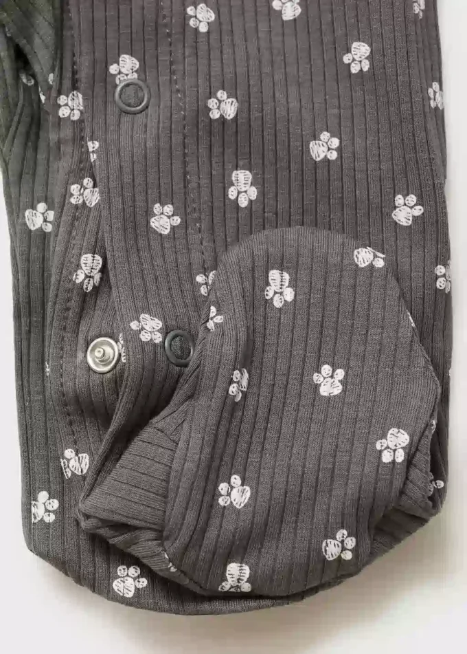 Bedruckter Body-Pyjama