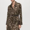 Bedrucktes Hemdkleid mit Gürtel