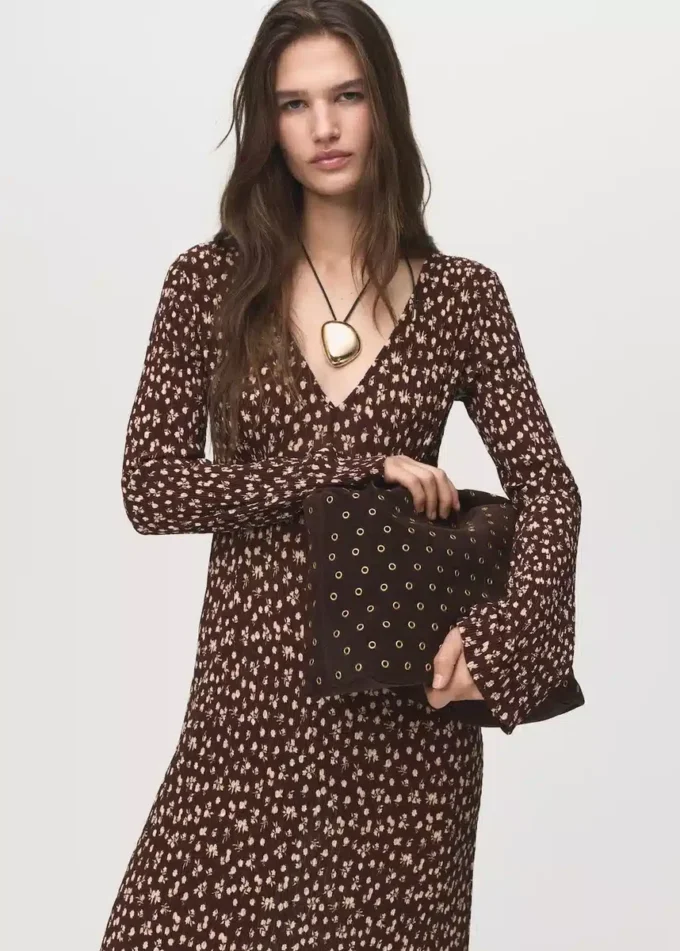 Bedrucktes Kleid mit V-Ausschnitt