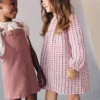 Bedrucktes kurzes Kleid Bedrucktes kurzes Kleid