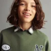 Bedrucktes Sweatshirt mit Stickerei Bedrucktes Sweatshirt mit Stickerei