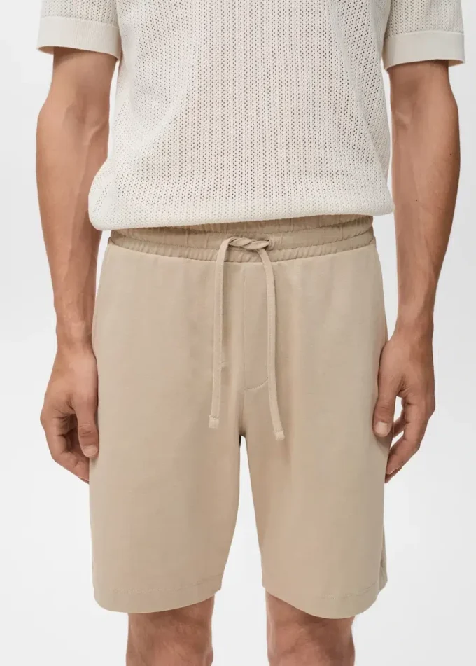 Bermudashorts aus 100 % Baumwolle mit Kordelzug Bermudashorts aus 100 % Baumwolle mit Kordelzug