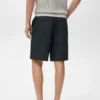 Bermudashorts aus Baumwolle mit elastischem Innenbund Bermudashorts aus Baumwolle mit elastischem Innenbund