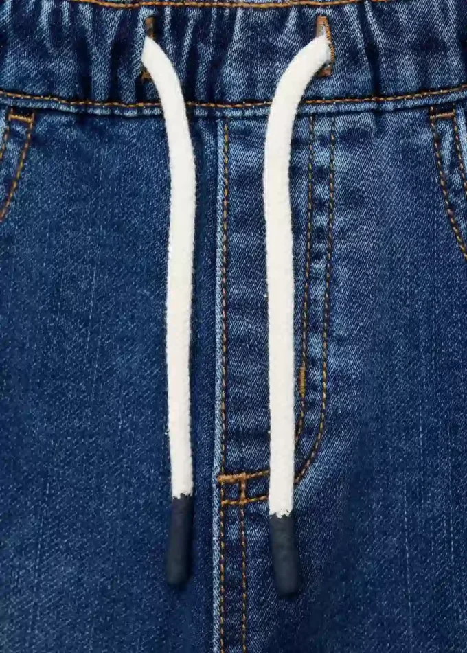 Bermudashorts aus Denim mit Kordelzug Bermudashorts aus Denim mit Kordelzug