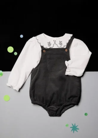Bestickte Bluse mit Babydoll-Kragen