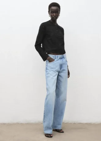 Bestickte Bluse mit Knöpfen