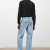 Bestickte Bluse mit Knöpfen Bestickte Bluse mit Knöpfen